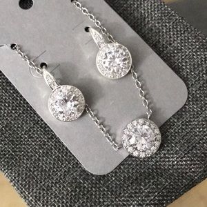 Swarovski Crystal elements necklace / earr…